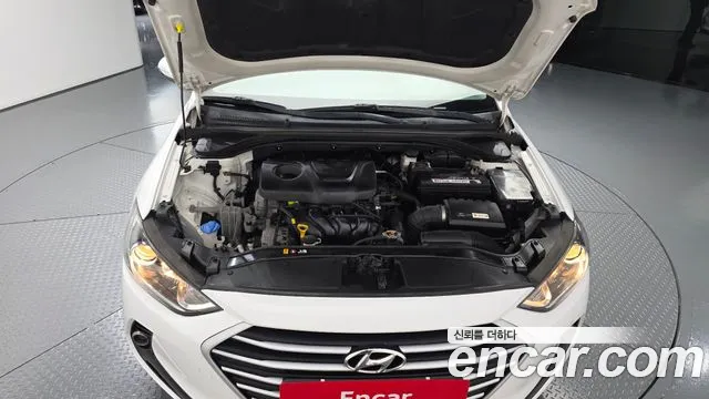 Hyundai Avante 2017 thumb 5