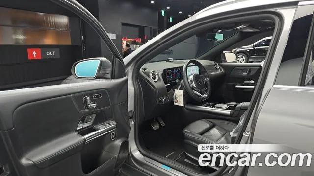 Mercedes-Benz EQA 2021 thumb 9