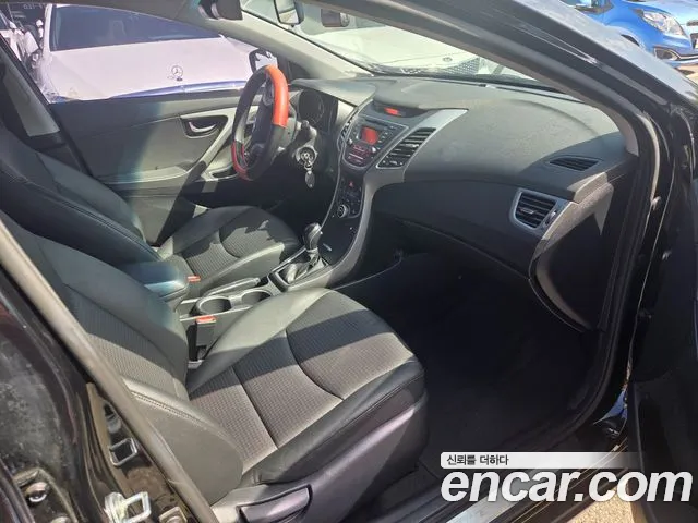 Hyundai Avante 2014 thumb 8
