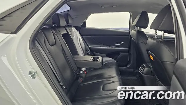 Hyundai Avante 2022 thumb 12