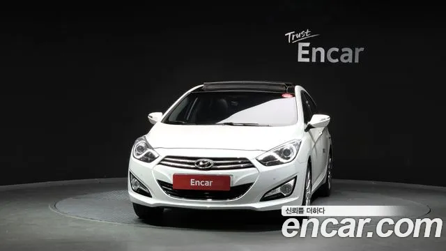 Hyundai i40 2013 thumb 3