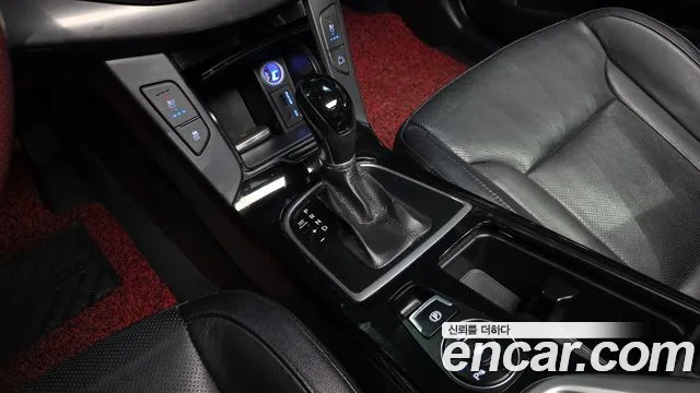 Hyundai i40 2013 thumb 9