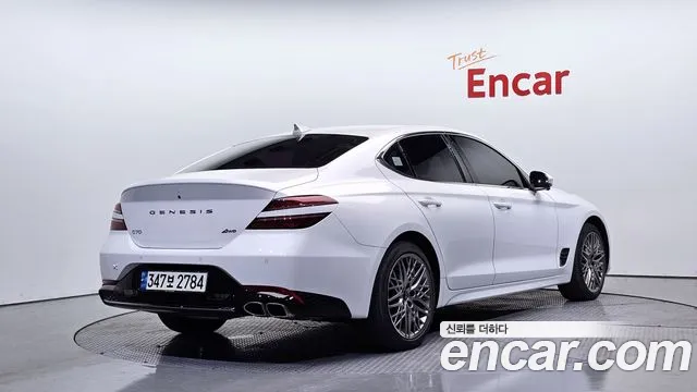 Genesis G70 2021 thumb 2