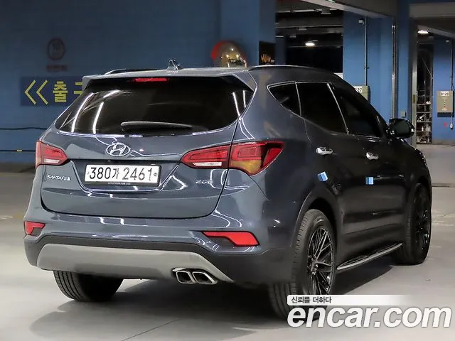 Hyundai Santa Fe 2017 thumb 2