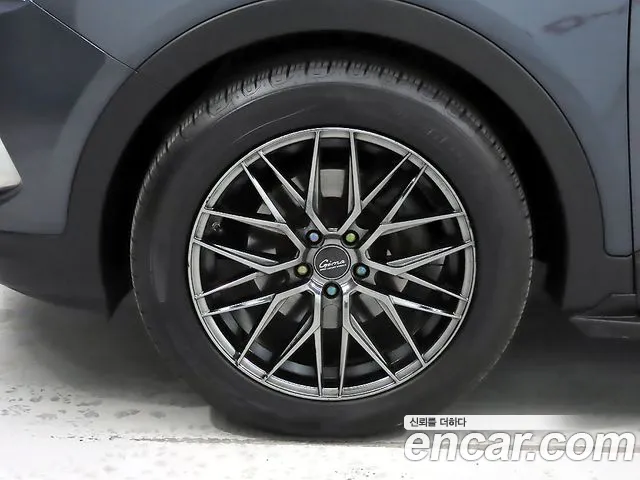 Hyundai Santa Fe 2017 thumb 5