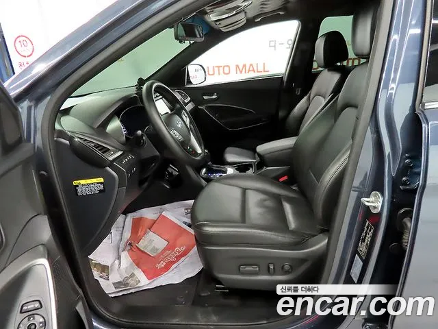 Hyundai Santa Fe 2017 thumb 10