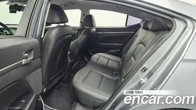 Hyundai Avante 2018 thumb 11