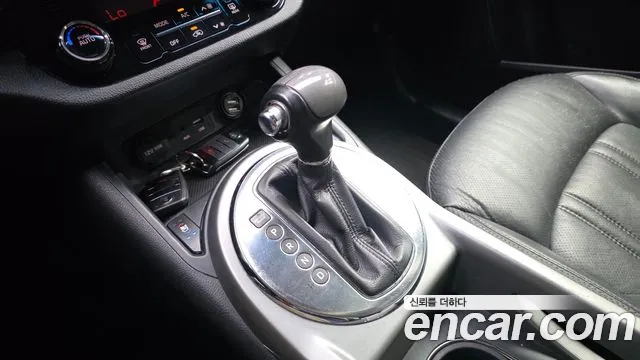 Kia Sportage 2015 thumb 9