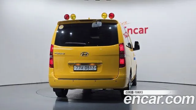 Hyundai Starex 2019 thumb 4