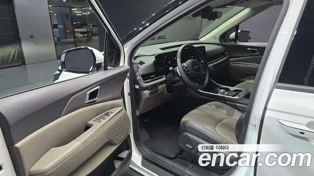 Kia Carnival 2024 thumb 10