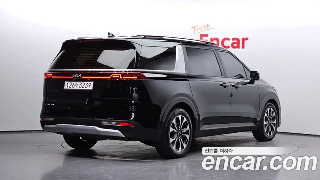 Kia Carnival 2022 thumb 2