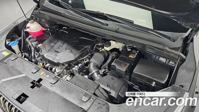 Kia Carnival 2022 thumb 6