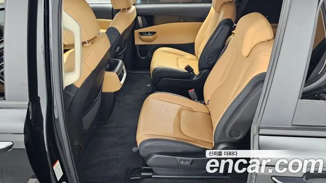 Kia Carnival 2022 thumb 11