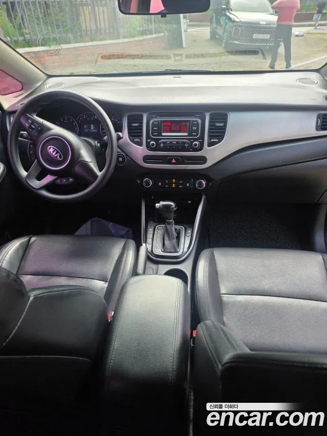 Kia Carens 2015 thumb 7