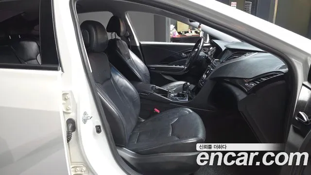 Hyundai Grandeur 2015 thumb 11