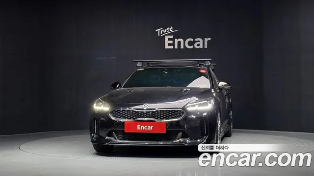 Kia Stinger 2017 thumb 3