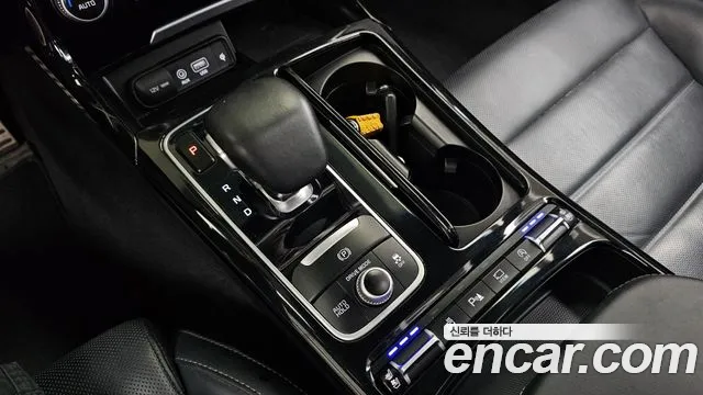 Kia Stinger 2017 thumb 9