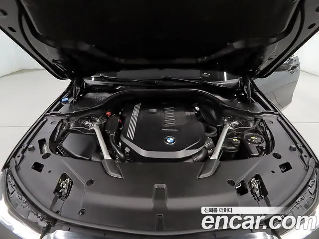 BMW Gran Turismo 2022 thumb 6