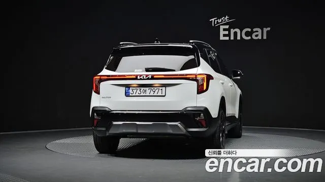 Kia Seltos 2023 thumb 4