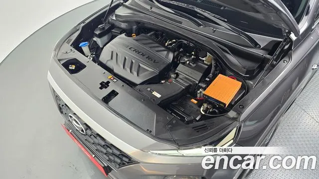 Hyundai Santa Fe 2018 thumb 6