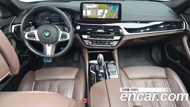 BMW 5-Series 2021 thumb 6