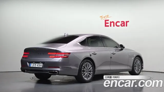 Genesis G80 2023 thumb 2