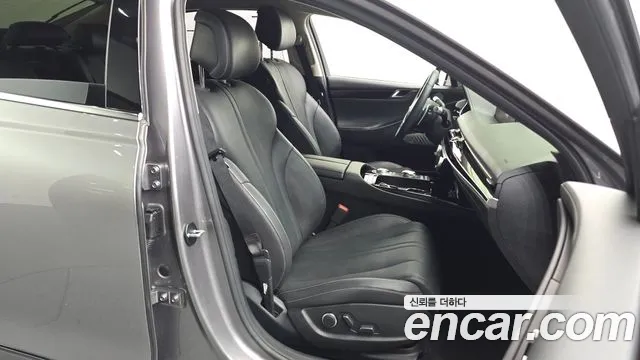 Genesis G80 2023 thumb 12