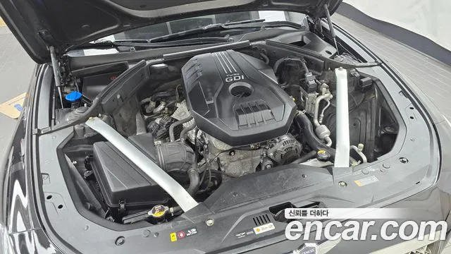 Genesis G70 2018 thumb 6
