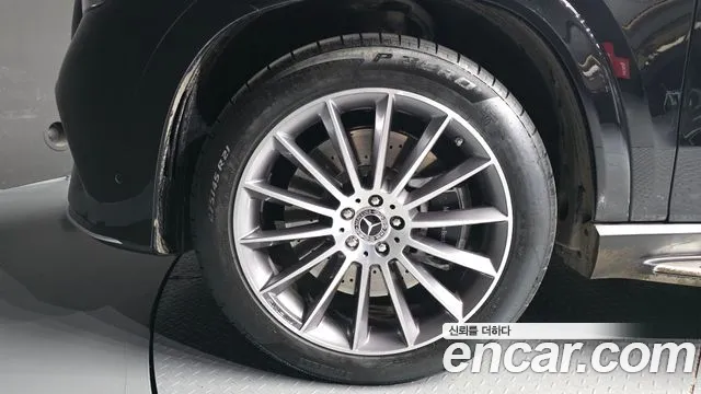 Mercedes-Benz GLE 2025 thumb 5