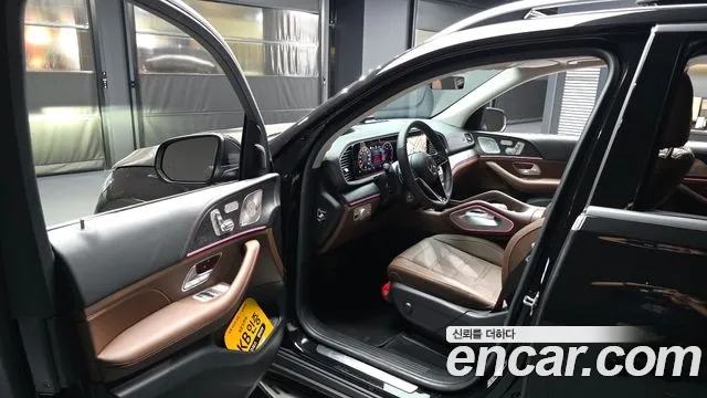 Mercedes-Benz GLE 2025 thumb 10