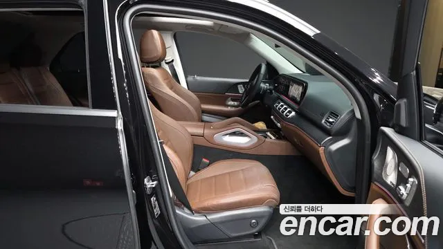 Mercedes-Benz GLE 2025 thumb 11