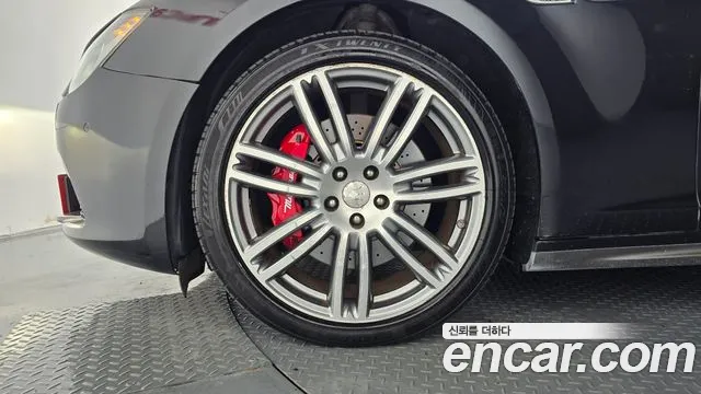 Maserati Ghibli 2016 thumb 5