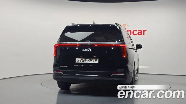Kia Carnival 2024 thumb 3