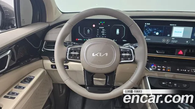 Kia Carnival 2024 thumb 11