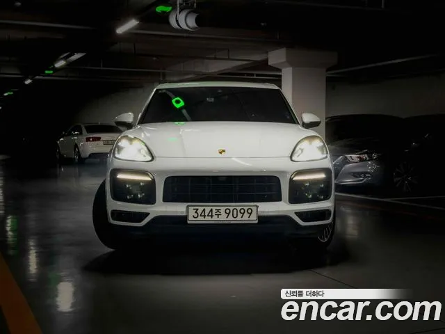 Porsche Cayenne 2019 thumb 2