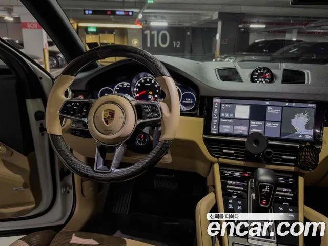 Porsche Cayenne 2019 thumb 8