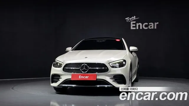 Mercedes-Benz E-Класс 2021 thumb 3