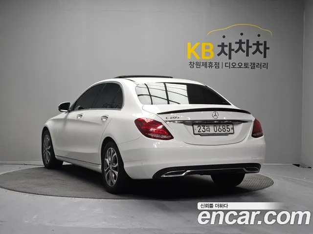 Mercedes-Benz C-Класс 2016 thumb 3