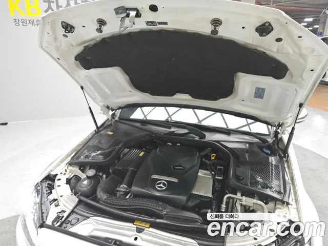 Mercedes-Benz C-Класс 2016 thumb 7