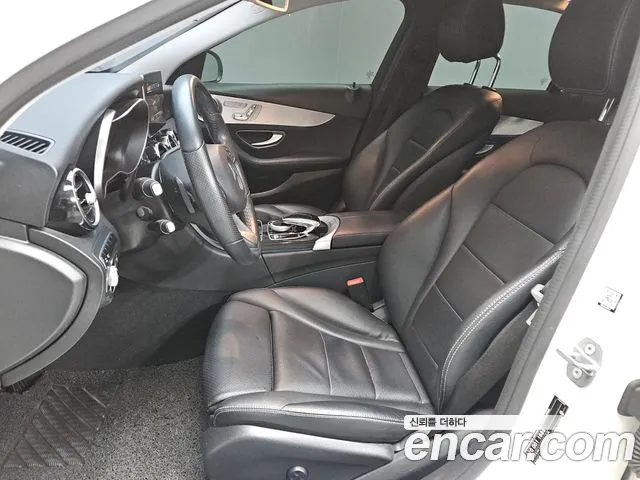 Mercedes-Benz C-Класс 2016 thumb 10