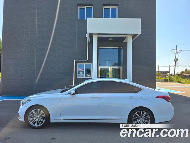 Genesis G80 2017 thumb 7