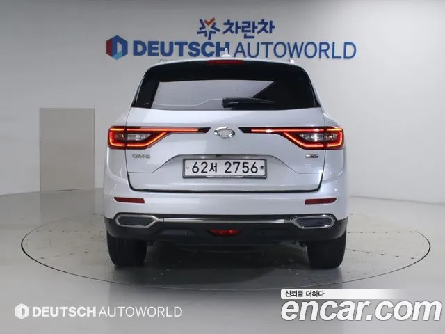 Renault-KoreaSamsung Koleos 2016 thumb 4