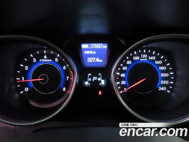 Hyundai Avante 2012 thumb 8