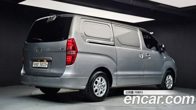 Hyundai Starex 2014 thumb 2