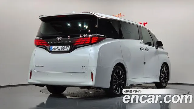 Toyota Alphard 2025 thumb 2
