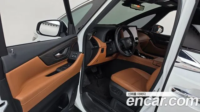 Toyota Alphard 2025 thumb 10