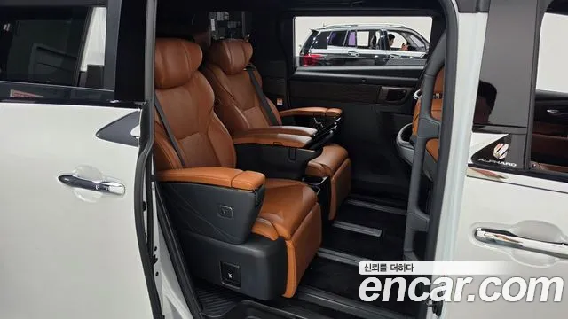 Toyota Alphard 2025 thumb 11