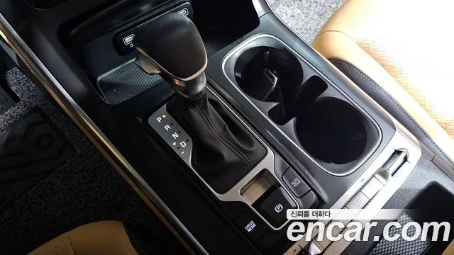 Kia Carnival 2023 thumb 9