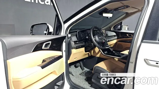 Kia Carnival 2023 thumb 10