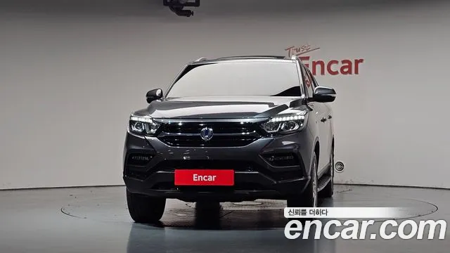 KG_Mobility_Ssangyong Rexton 2019 thumb 3